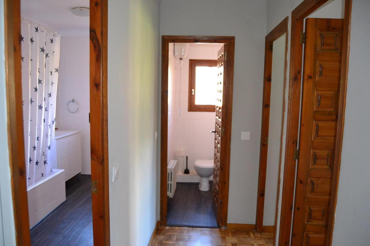 Amplio Apartamento Con Piscina En לייביה מראה חיצוני תמונה