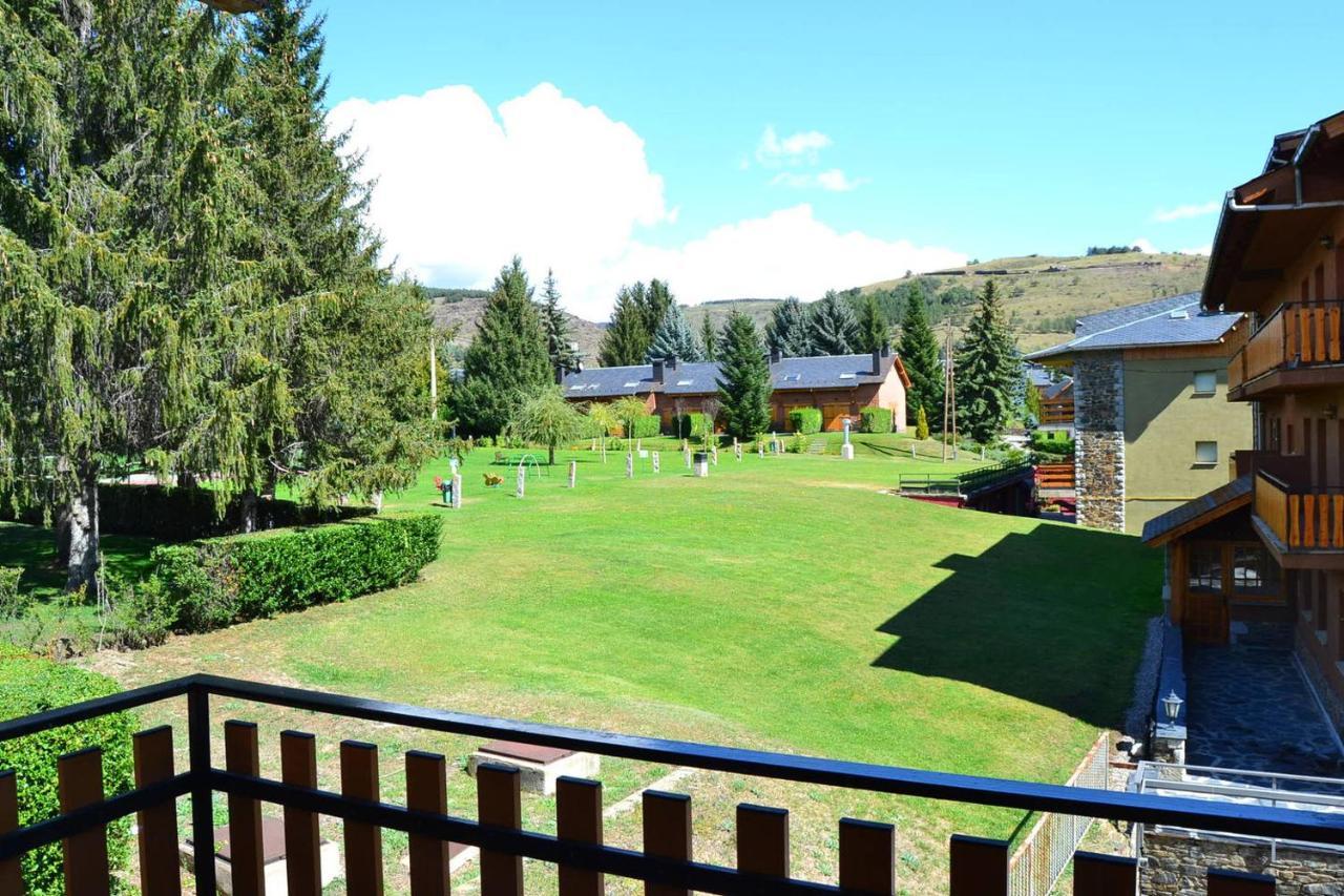 Amplio Apartamento Con Piscina En לייביה מראה חיצוני תמונה